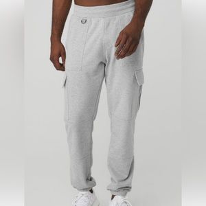 ALO yoga Highline Cargo Sweatpants Large (new, never worn)